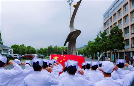 安徽紅十字會(huì)衛(wèi)生學(xué)校2019年報(bào)名條件、招生要求、招生對象