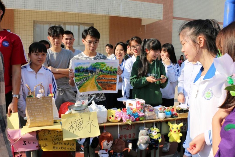 廣東省江門中醫(yī)藥學(xué)校2019年報名條件、招生要求、招生對象