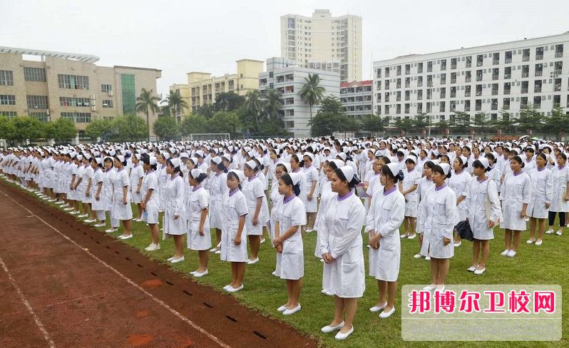 2023海南排名前三的護理專業(yè)學校名單