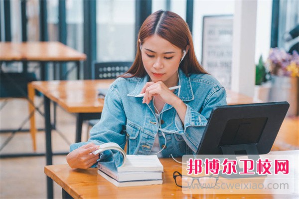 2023長沙排名前二的公辦護(hù)理專業(yè)學(xué)校名單