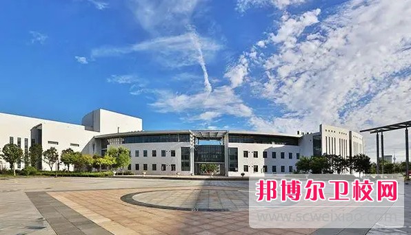 湖北2024年護理學(xué)校哪個比較好